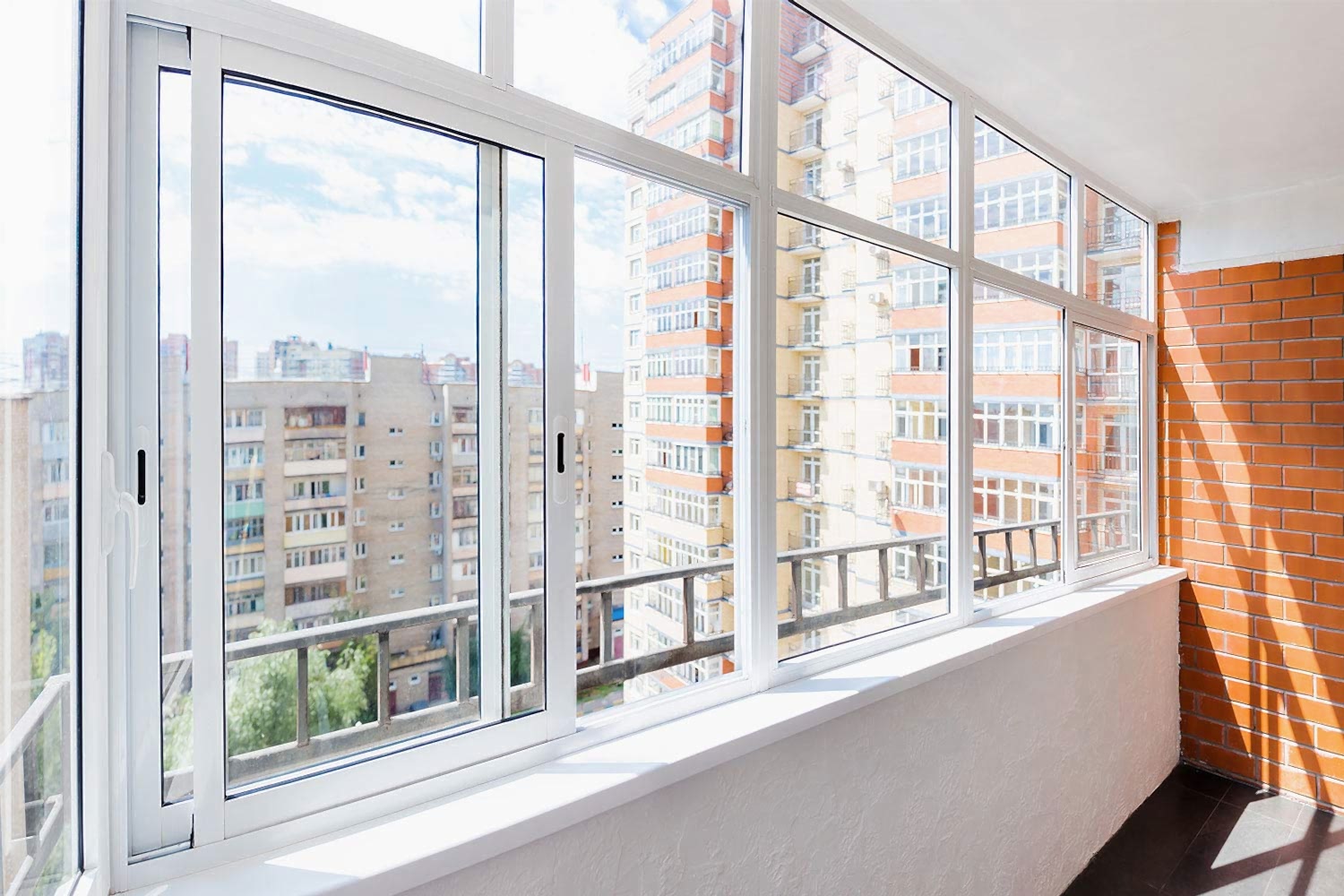 Холодные фасадное остекление