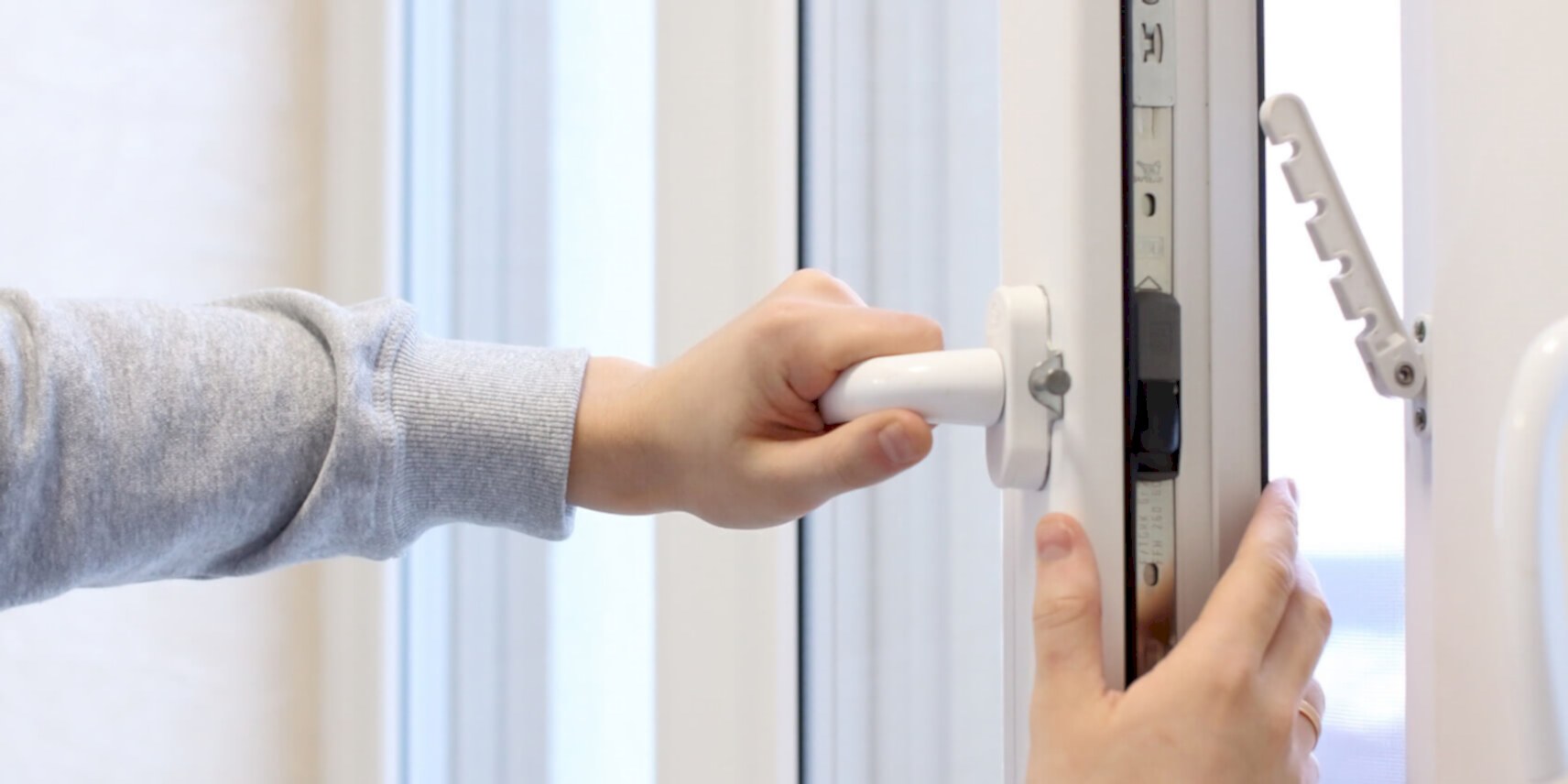 Фурнитура для пластиковых окон