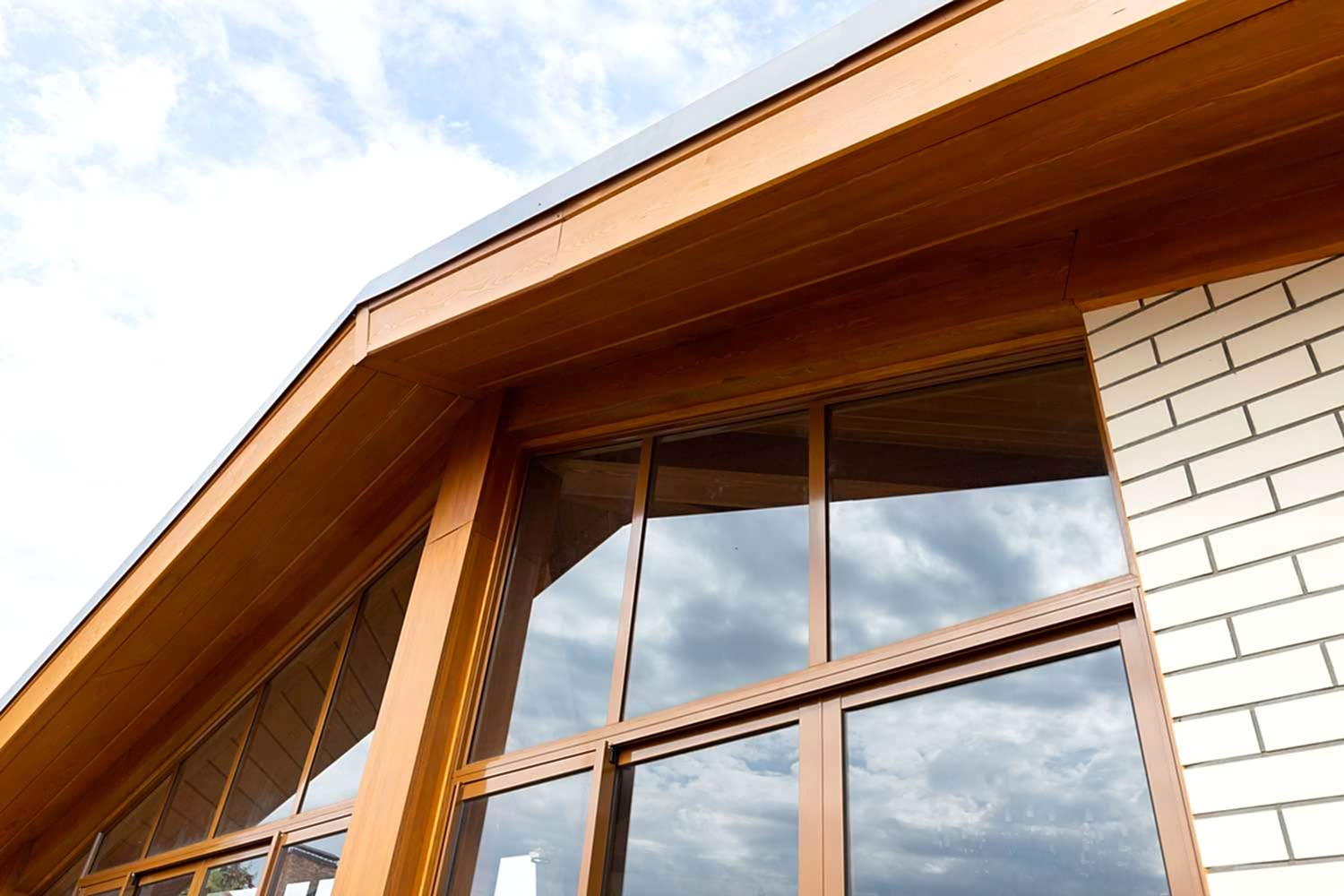 Панорамное остекление летней кухни