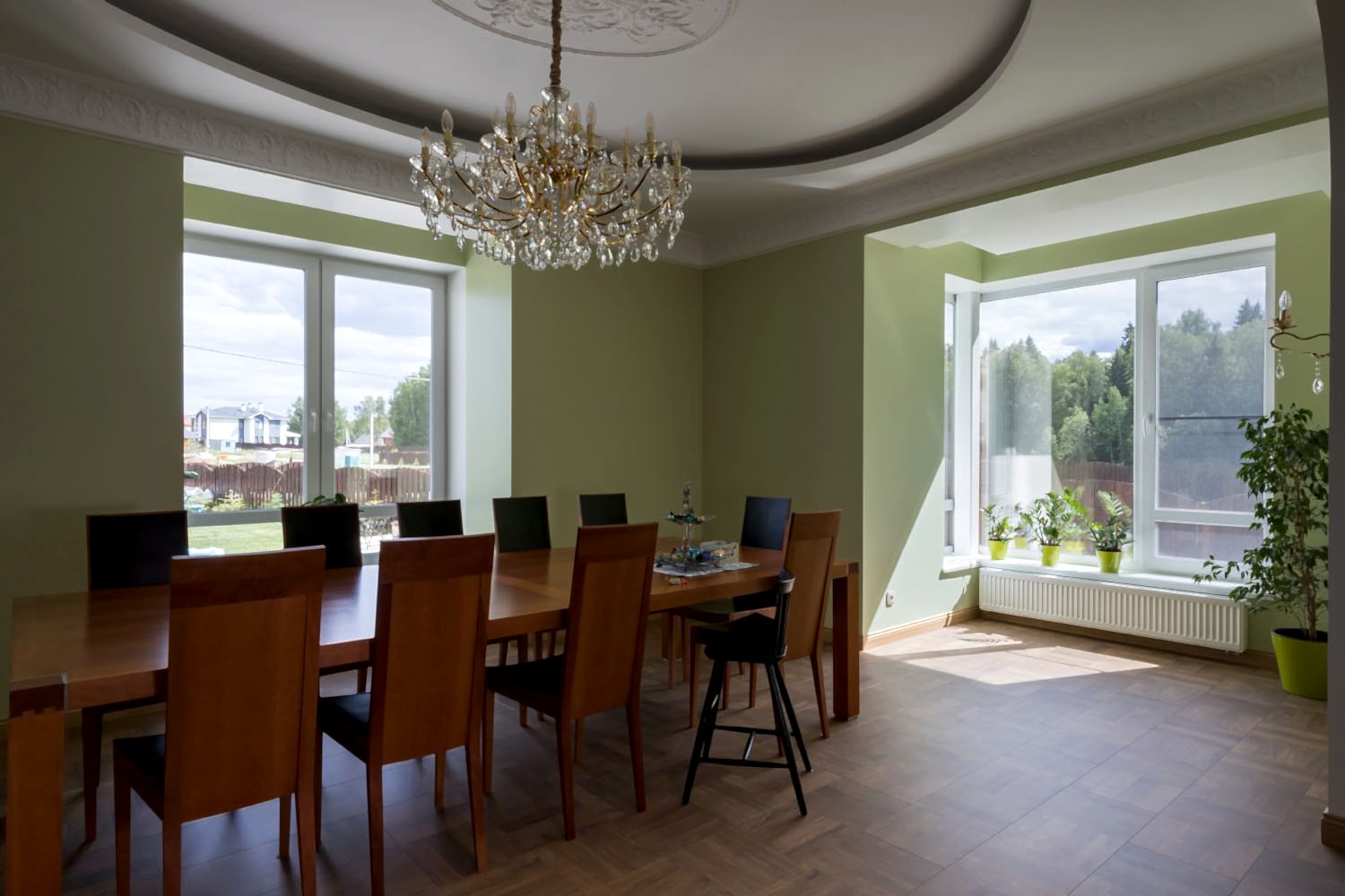 Остекление двухуровневого современного коттеджа