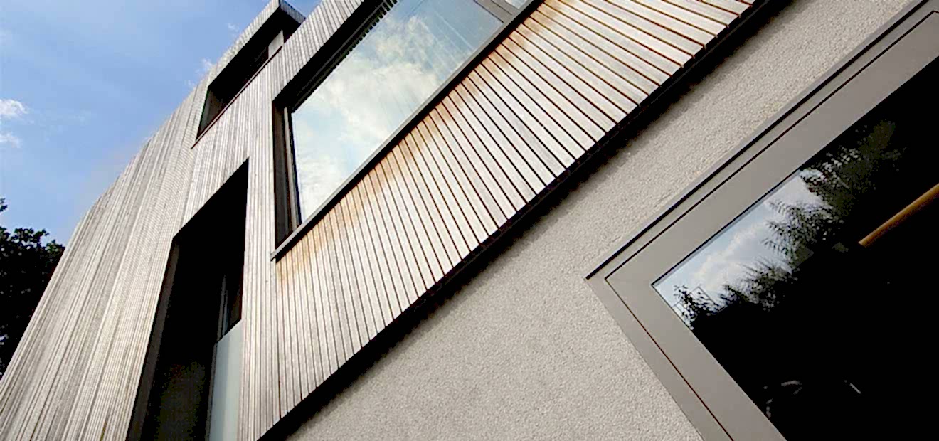 Дома и коттеджи