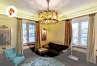 Уютная гостиная для заядлых путешественников