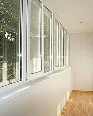 Выбираем окна для балкона: пошаговая инструкция от экспертов