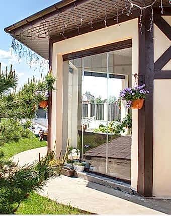 Чем остеклить беседку, террасу или веранду