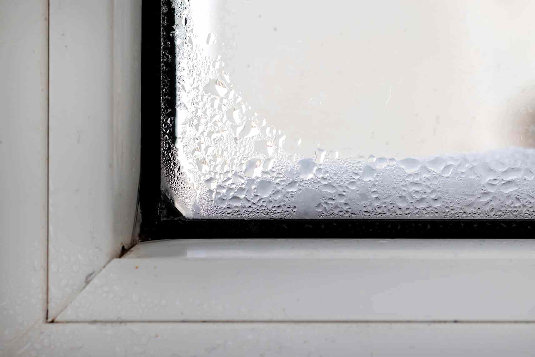 Конденсат на окнах - почему появляется и как бороться - 2 Конденсат на окнах - почему появляется и как бороться - 2