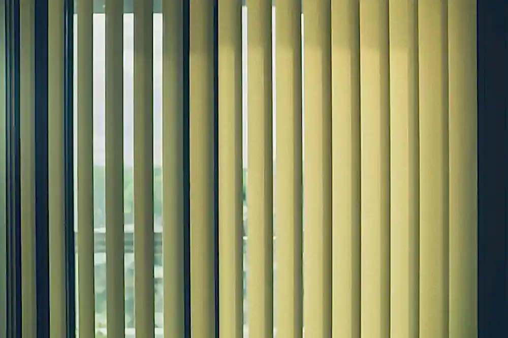 Жалюзи и рулонные шторы