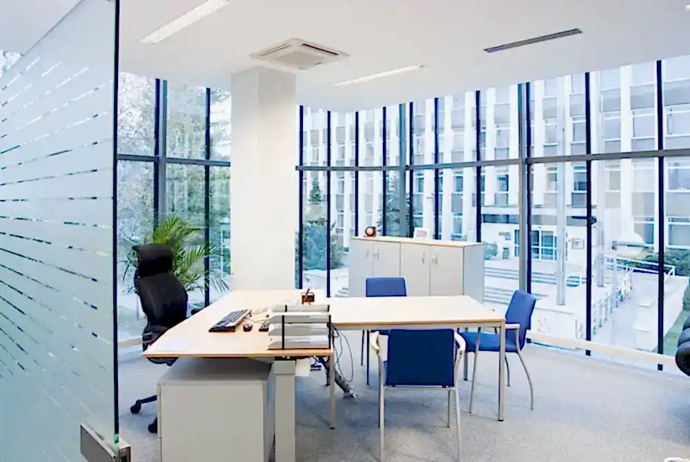 Выбираем окна в офис